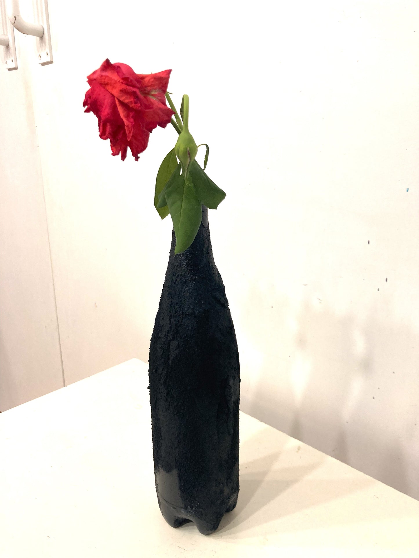 Recycled plastic bottle vase , Acrylic Painted , Sand sprinkled Black Vase for dried flowers. [Recycled Art]. Lateral right side